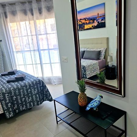 Apartamentos Zanca City Center Free Luggage Storage Málaga Esterno foto