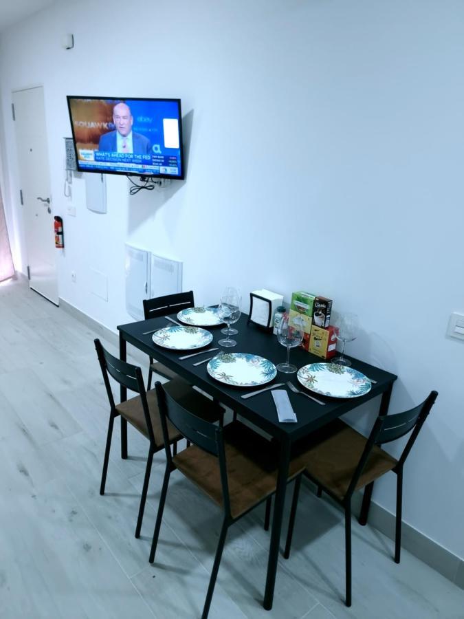 Apartamentos Zanca City Center Free Luggage Storage Málaga Esterno foto