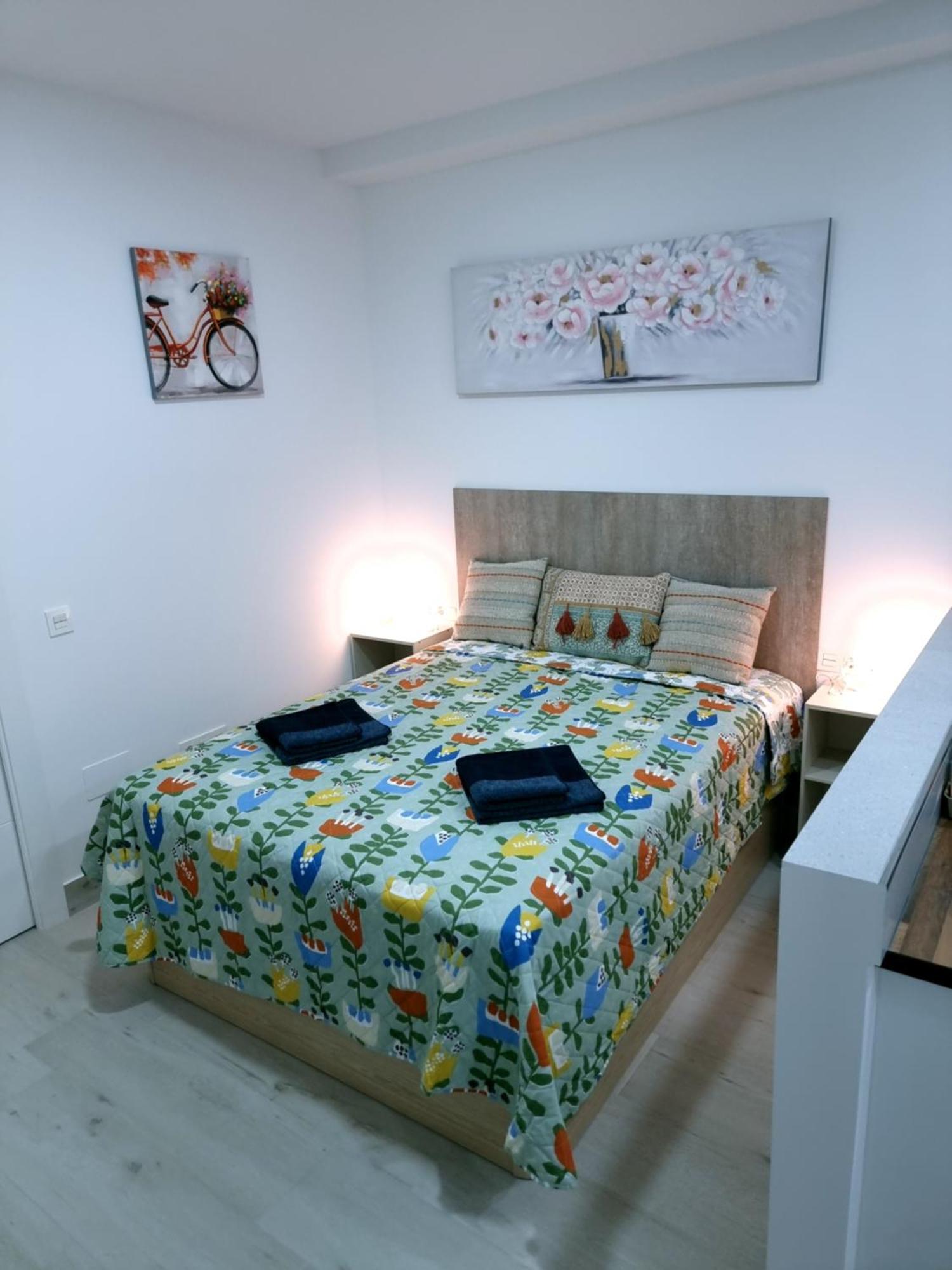 Apartamentos Zanca City Center Free Luggage Storage Málaga Esterno foto