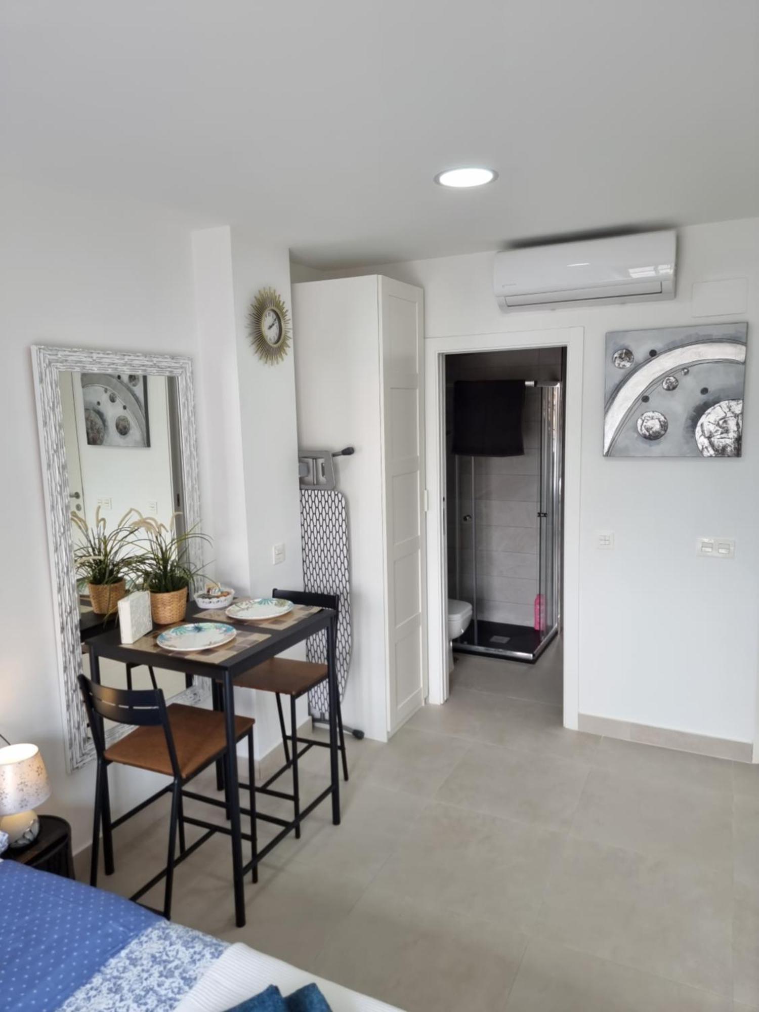 Apartamentos Zanca City Center Free Luggage Storage Málaga Esterno foto
